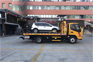 新浦区汽车紧急补胎换胎救援