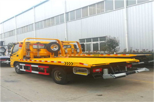 新浦区附近拖车救援搭电